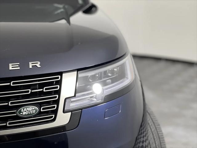 2025 Land Rover Range Rover P530 SE