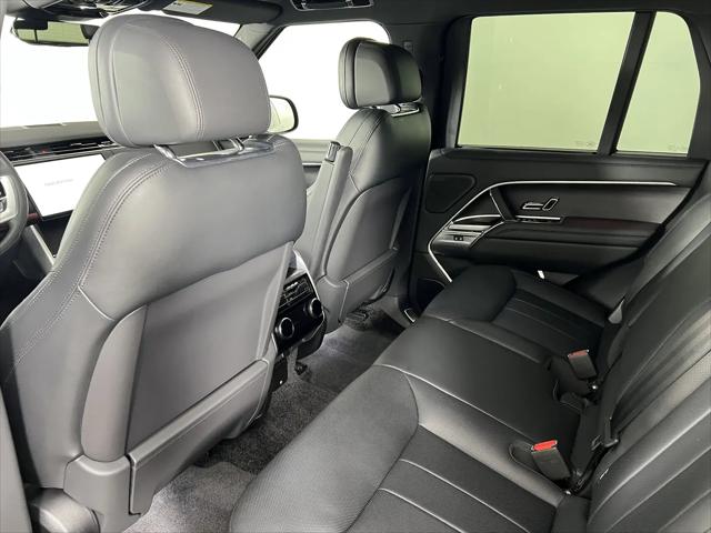 2025 Land Rover Range Rover P530 SE