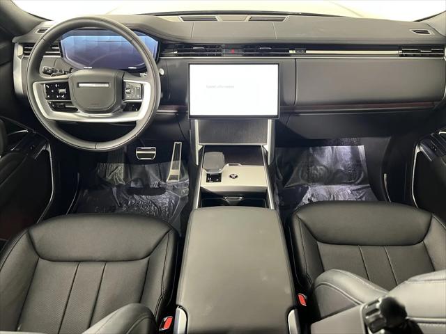 2025 Land Rover Range Rover P530 SE