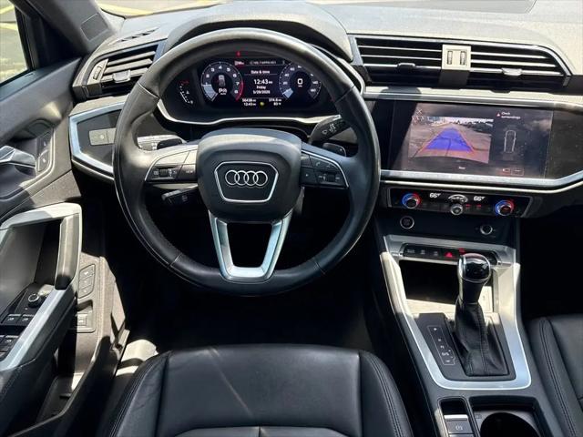2022 Audi Q3 Premium 45 TFSI S line quattro Tiptronic