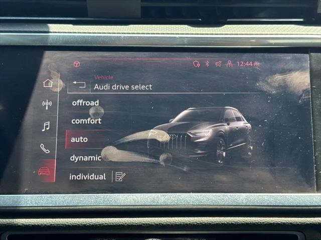 2022 Audi Q3 Premium 45 TFSI S line quattro Tiptronic