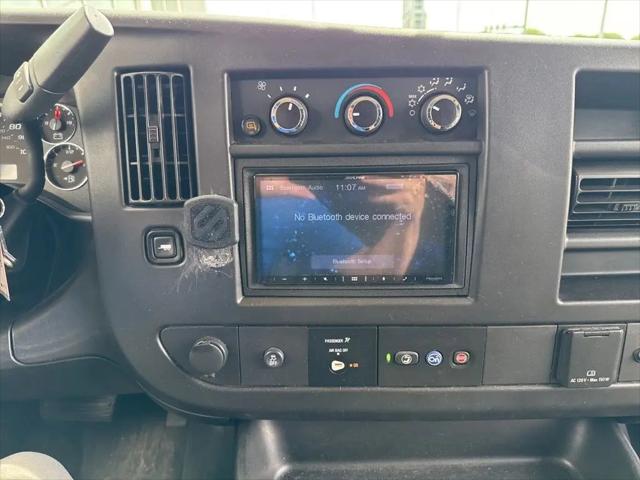 2022 Chevrolet Express Cargo Van RWD 2500 Regular Wheelbase WT