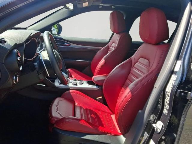 2023 Alfa Romeo Stelvio Veloce AWD