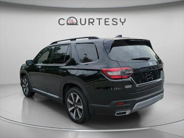 2023 Honda Pilot 2WD Touring