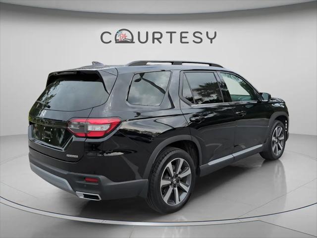 2023 Honda Pilot 2WD Touring