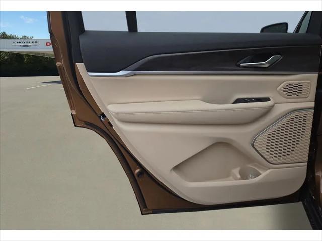 2026 Jeep Grand Cherokee L Limited 4x2