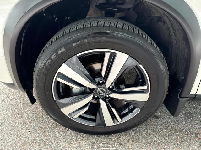 2023 Nissan Rogue Platinum FWD
