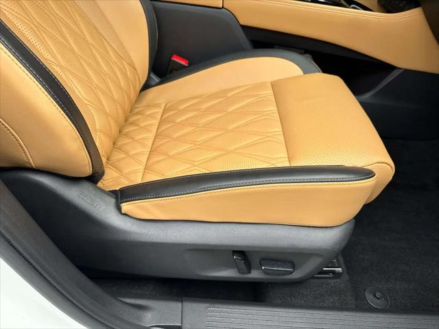 2023 Nissan Rogue Platinum FWD