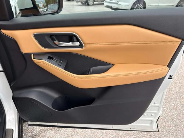 2023 Nissan Rogue Platinum FWD