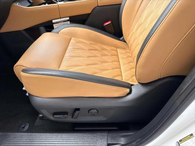 2023 Nissan Rogue Platinum FWD