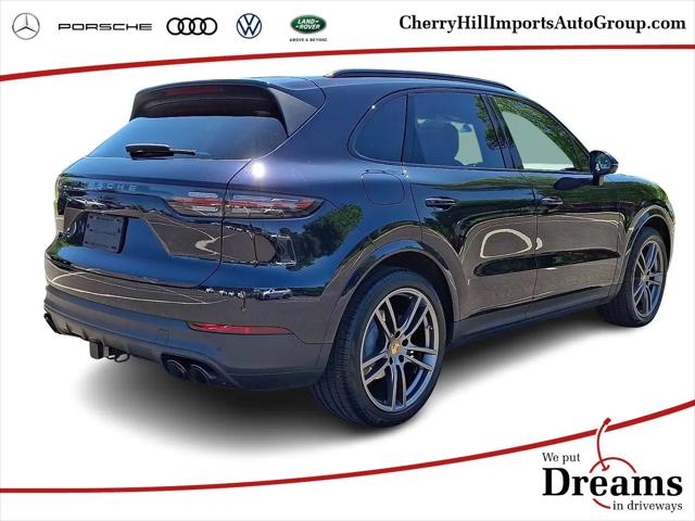 2023 Porsche Cayenne Platinum Edition