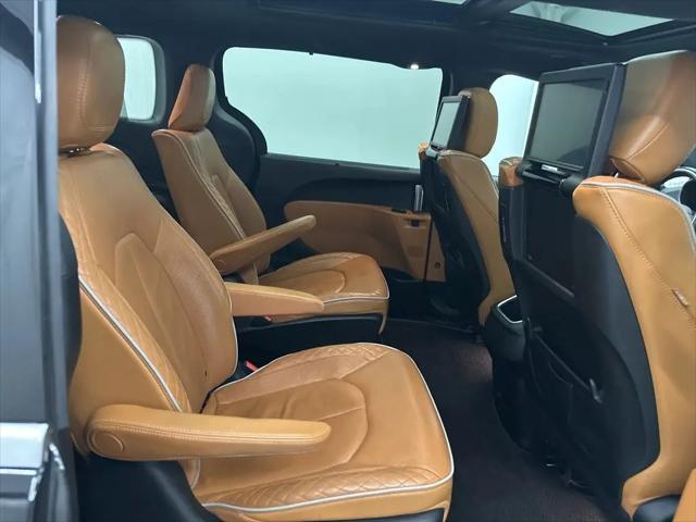 2021 Chrysler Pacifica Hybrid Pinnacle