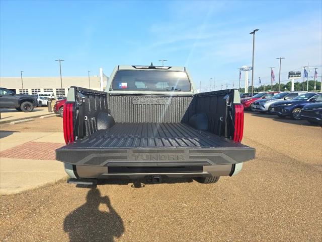 2026 Toyota Tundra Limited CrewMax 5.5' Bed