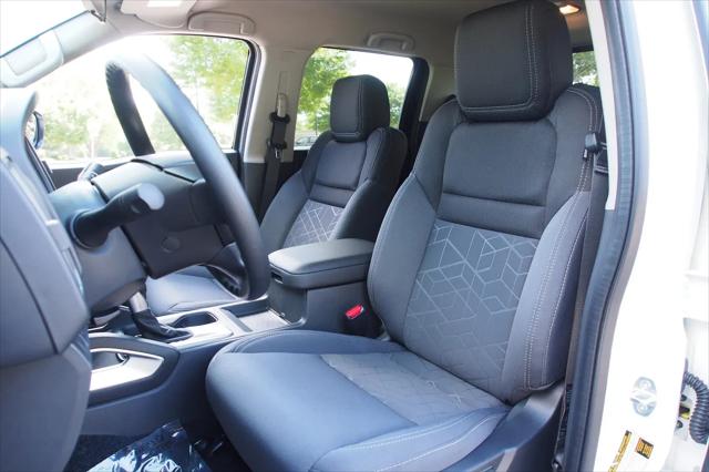 2026 Nissan Frontier Crew Cab SV 4x2