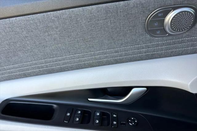 2023 Hyundai Elantra Hybrid Limited