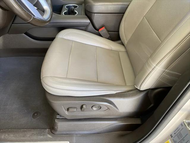 2021 GMC Yukon XL 4WD SLT