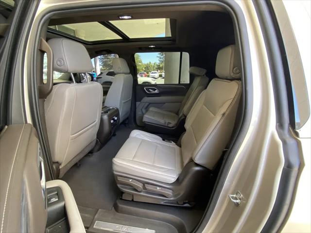 2021 GMC Yukon XL 4WD SLT