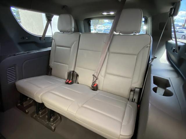 2021 GMC Yukon XL 4WD SLT