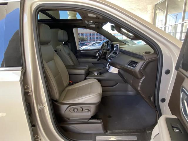2021 GMC Yukon XL 4WD SLT
