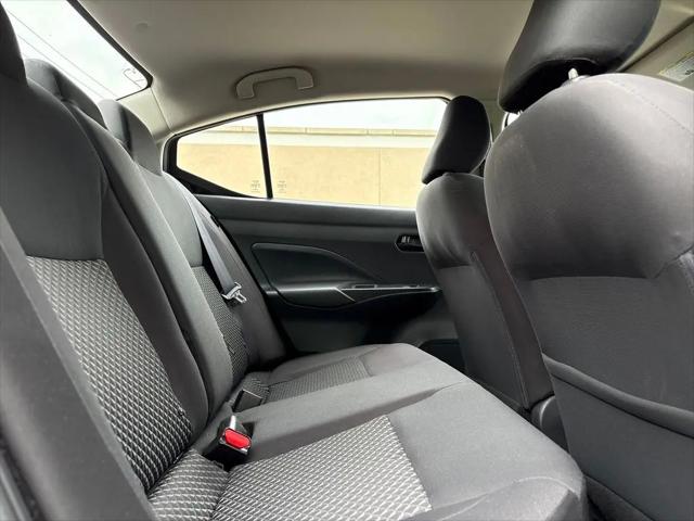 2021 Nissan Versa S Xtronic CVT