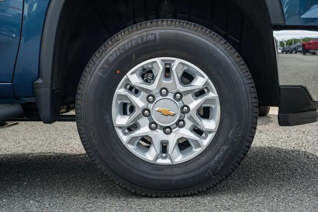 2026 Chevrolet Silverado 2500HD Crew Cab, Standard Bed, LT, 4WD