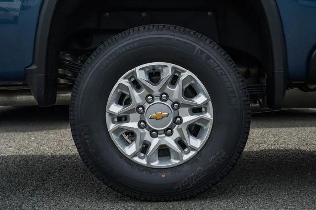 2026 Chevrolet Silverado 2500HD Crew Cab, Standard Bed, LT, 4WD
