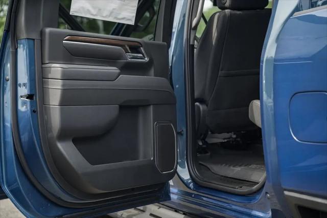 2026 Chevrolet Silverado 2500HD Crew Cab, Standard Bed, LT, 4WD