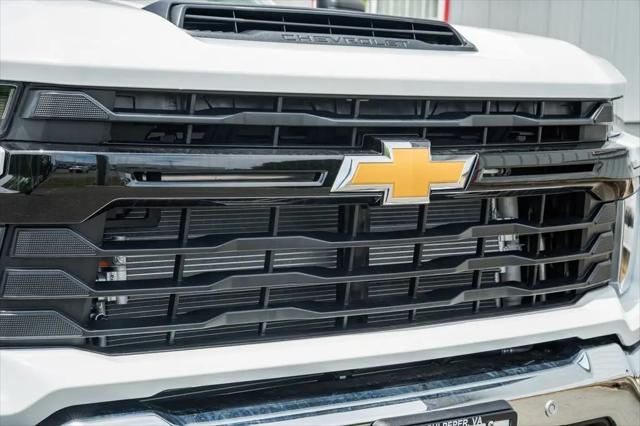 2026 Chevrolet Silverado 3500HD Crew Cab, Long Bed, WT Dual Rear Wheel, RWD