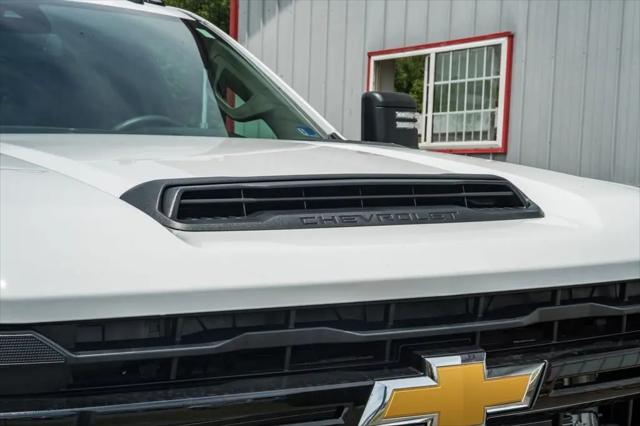 2026 Chevrolet Silverado 3500HD Crew Cab, Long Bed, WT Dual Rear Wheel, RWD