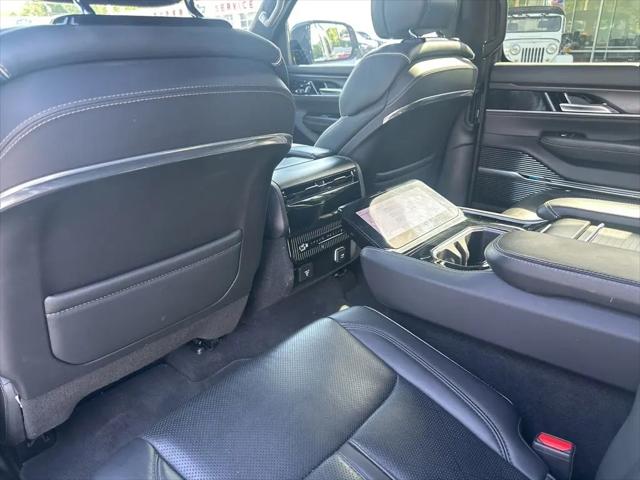 2024 Jeep Grand Wagoneer L Series II 4x4