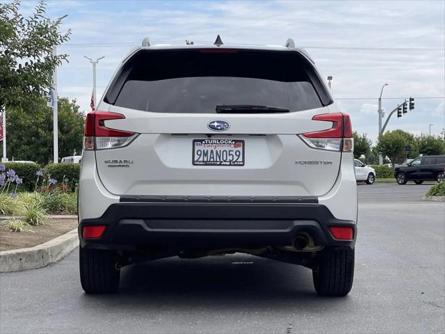 2024 Subaru Forester Premium