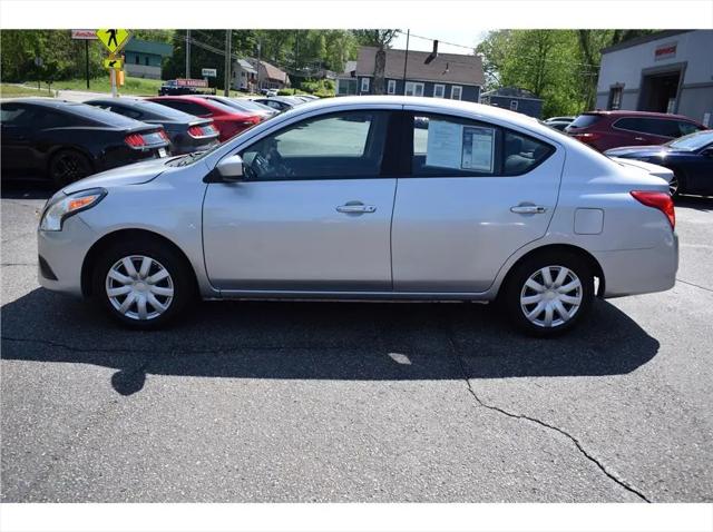 2019 Nissan Versa 1.6 SV