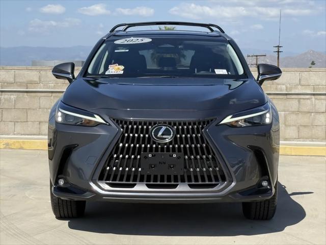 2025 Lexus NX 350h Premium