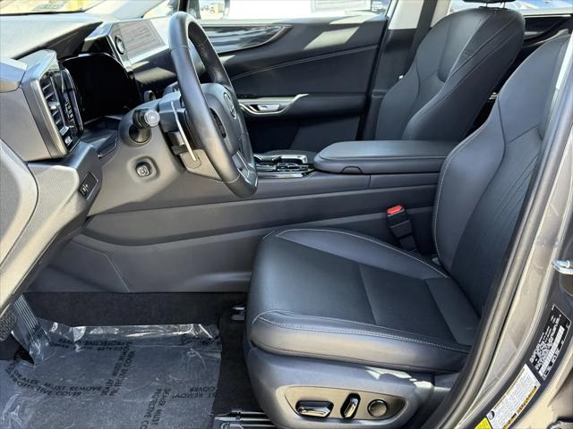 2025 Lexus NX 350h Premium