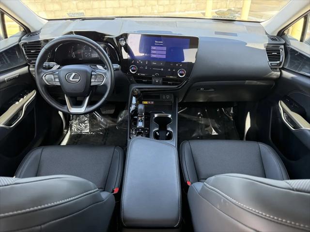 2025 Lexus NX 350h Premium