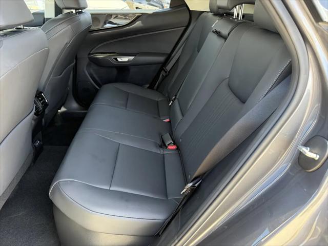 2025 Lexus NX 350h Premium