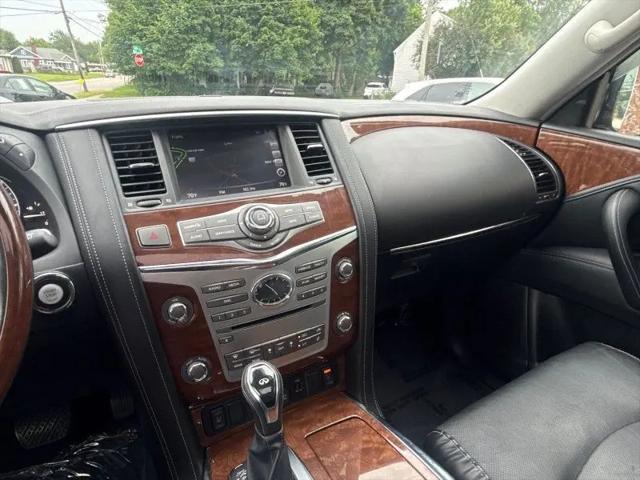 2019 INFINITI QX80 LUXE