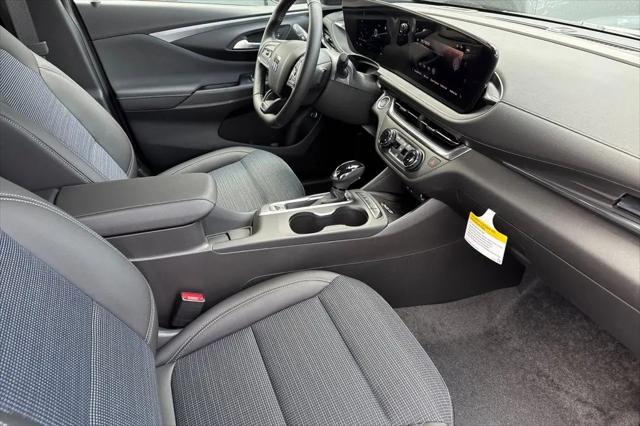 2026 Buick NV Preferred FWD