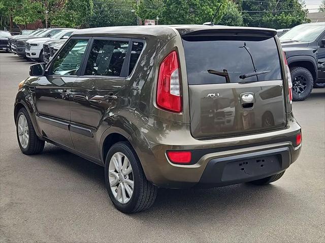 2013 Kia Soul +