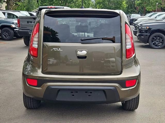 2013 Kia Soul +