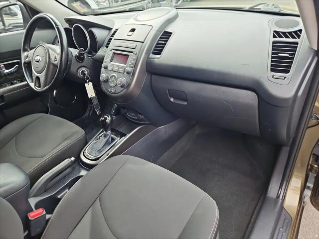 2013 Kia Soul +