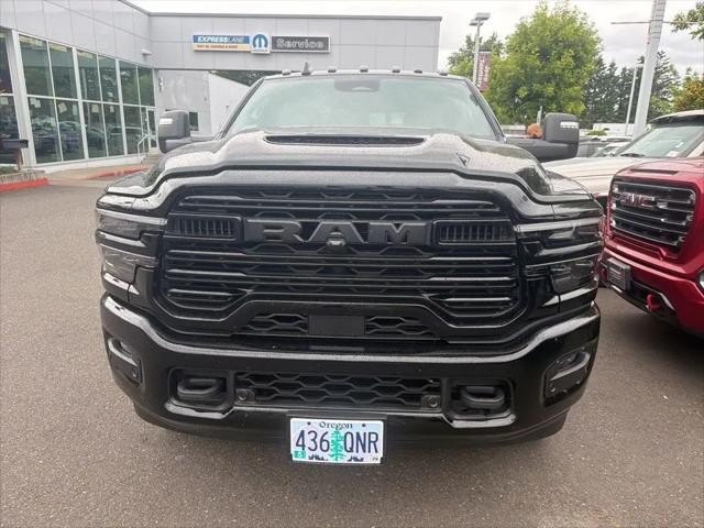 2025 Ram 3500 Laramie Crew Cab 4x4 8' Box