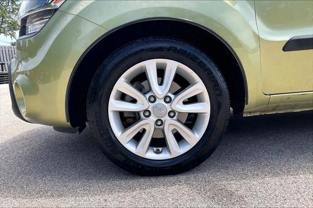 2012 Kia Soul +