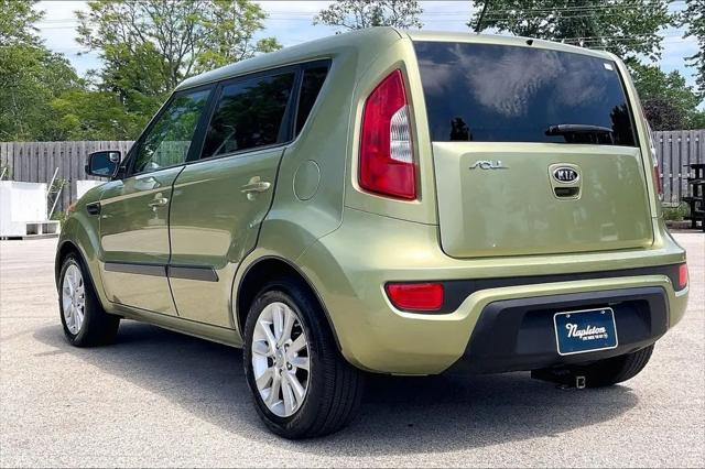 2012 Kia Soul +