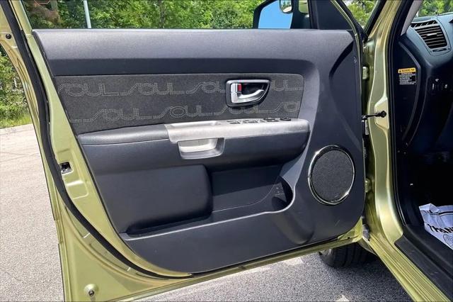 2012 Kia Soul +