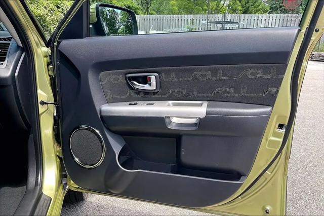 2012 Kia Soul +