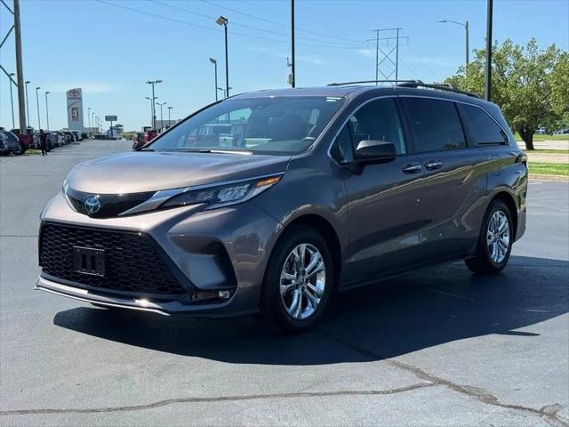 2022 Toyota Sienna XSE