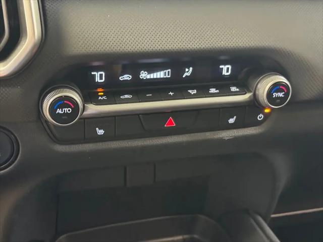 2025 Mazda CX-50 2.5 S Preferred Package