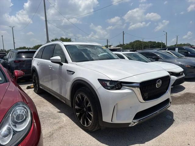 2024 Mazda X-90 Premium