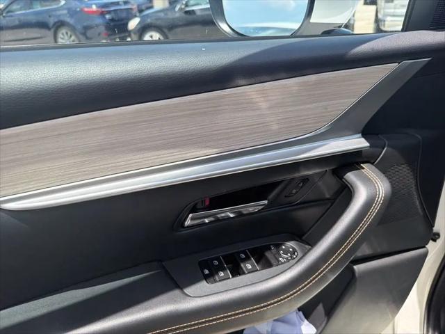 2024 Mazda X-90 Premium